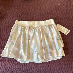 Lululemon tennis skirt- size 10 Long- court Rival